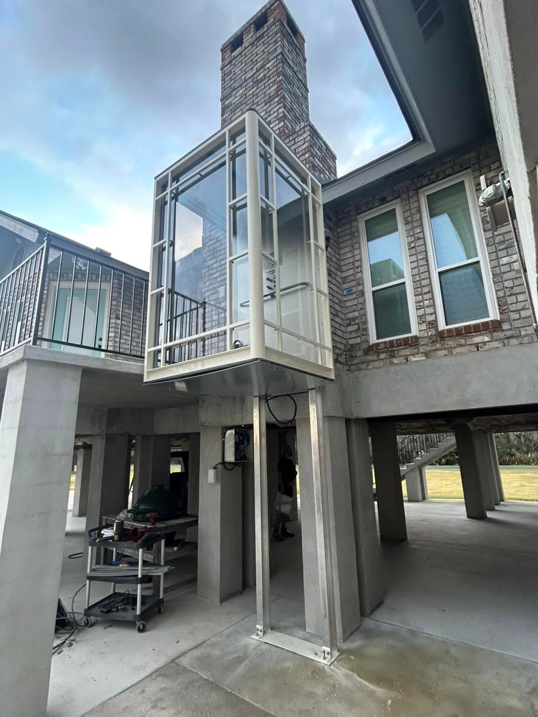 Elevator hoistway construction in residential building